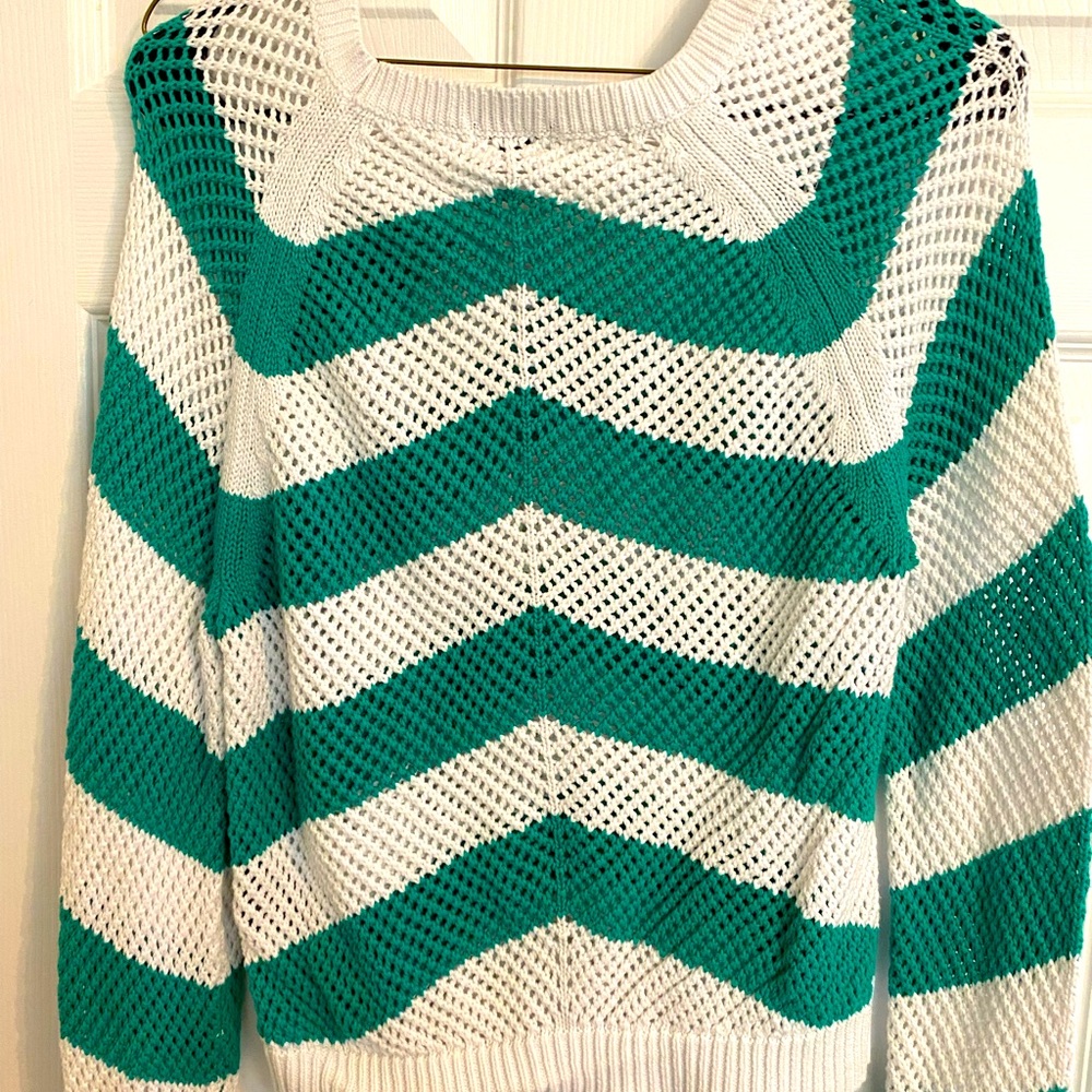 XOXO green and white sweater SIZE- M